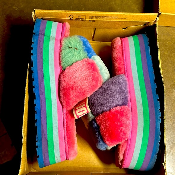 Ugg fluff, platform, rainbow pride - Picture 1 of 2